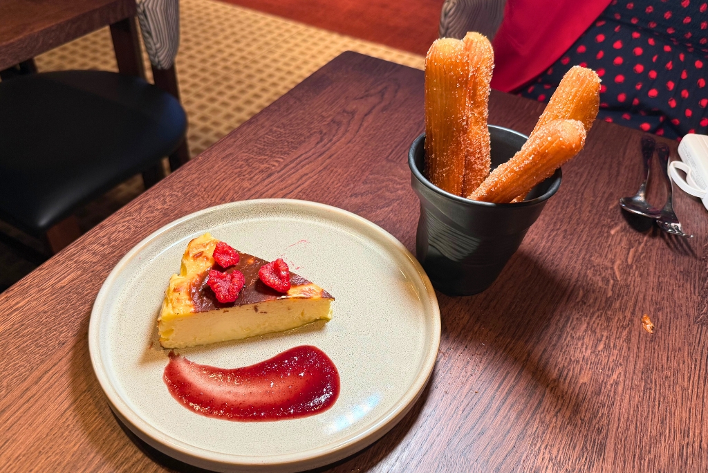 Photo of cheesecake and churros at Rojo