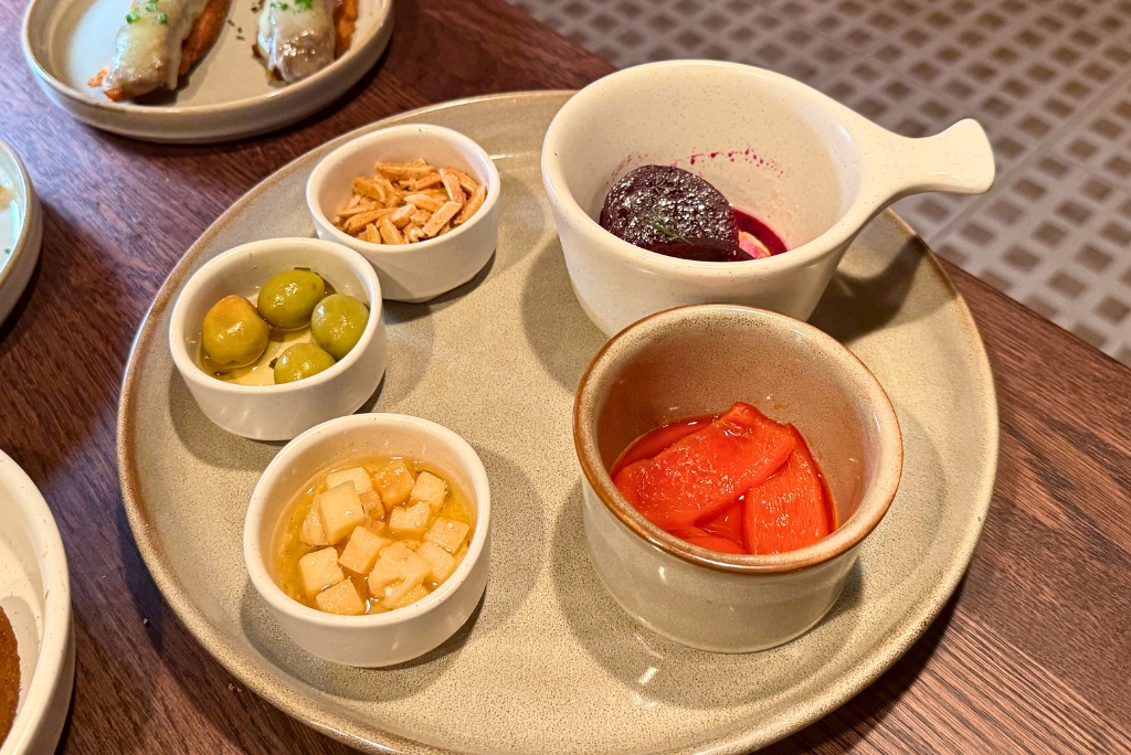 Photo of Conservas at Rojo
